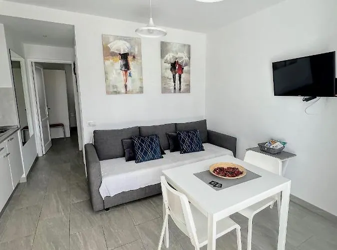 Buganvilla Apartment *