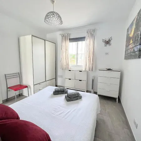 Buganvilla Lejlighed *