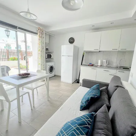 Buganvilla Apartament *